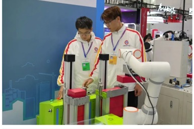 滨海发布报道亚博官网深化产教训融合，发展培养智能建造技能人才